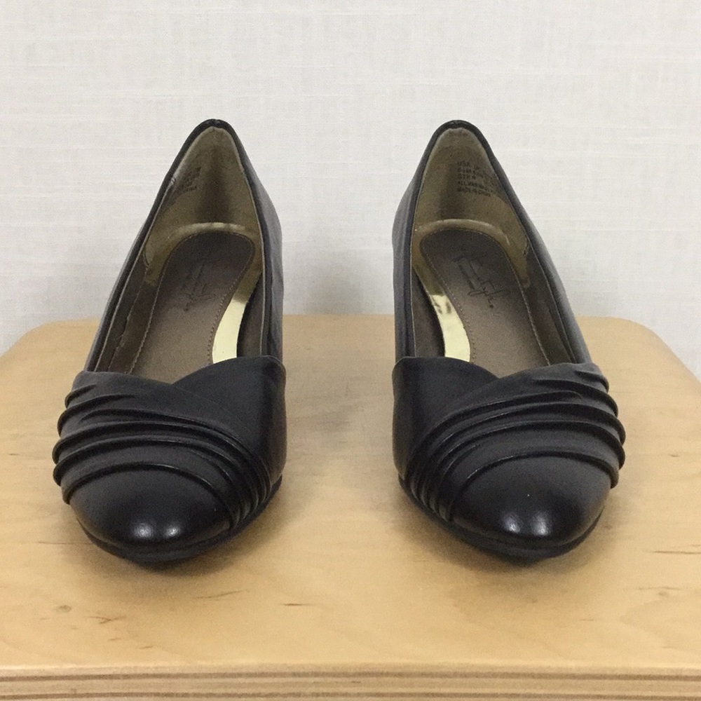 NWOT Soft Style by Hush Puppies black pumps - Picture 5 of 10